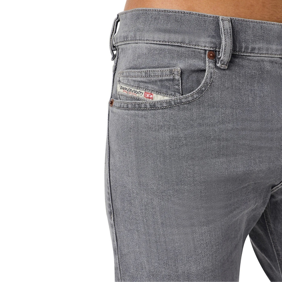 Diesel D-Luster Plain Grey Jeans W27 L32 / 32L