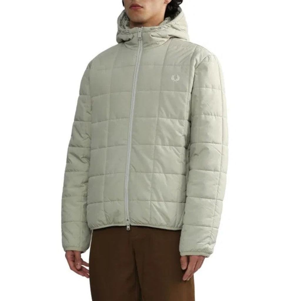 FRED PERRY J6517 P04 LIGHT OYSTER GRID DETAIL INSULATED JACKET S