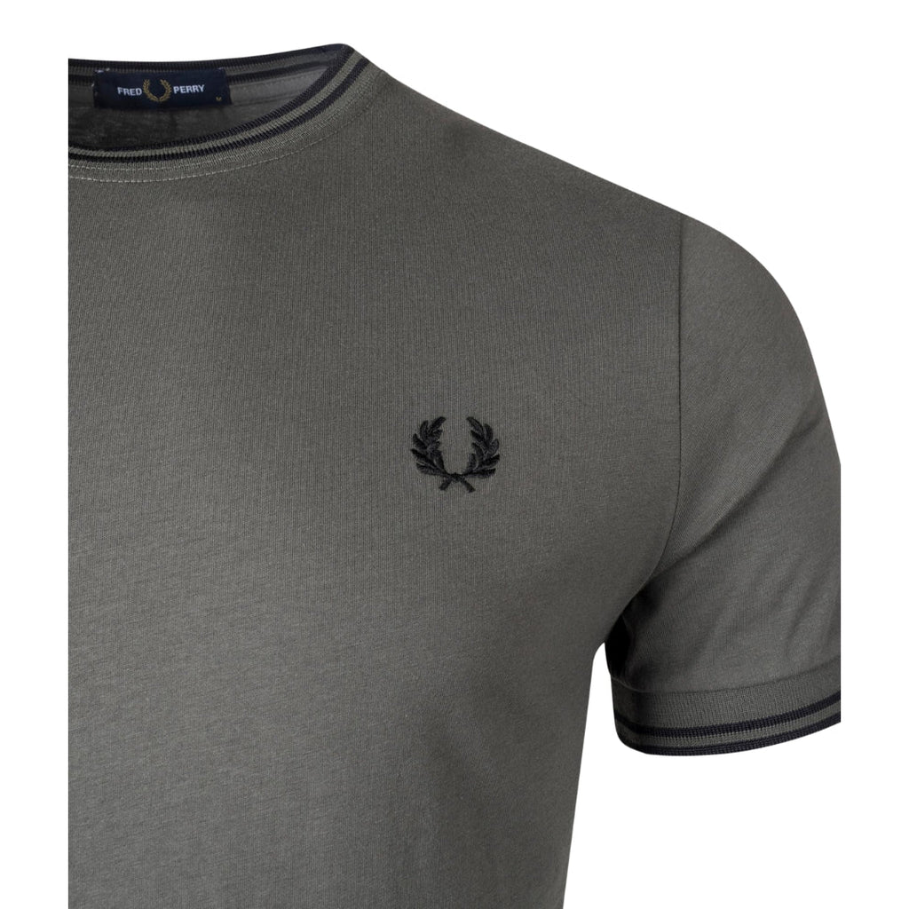 Fred Perry M1588 638 Field Green  T-shirt Mens XS
