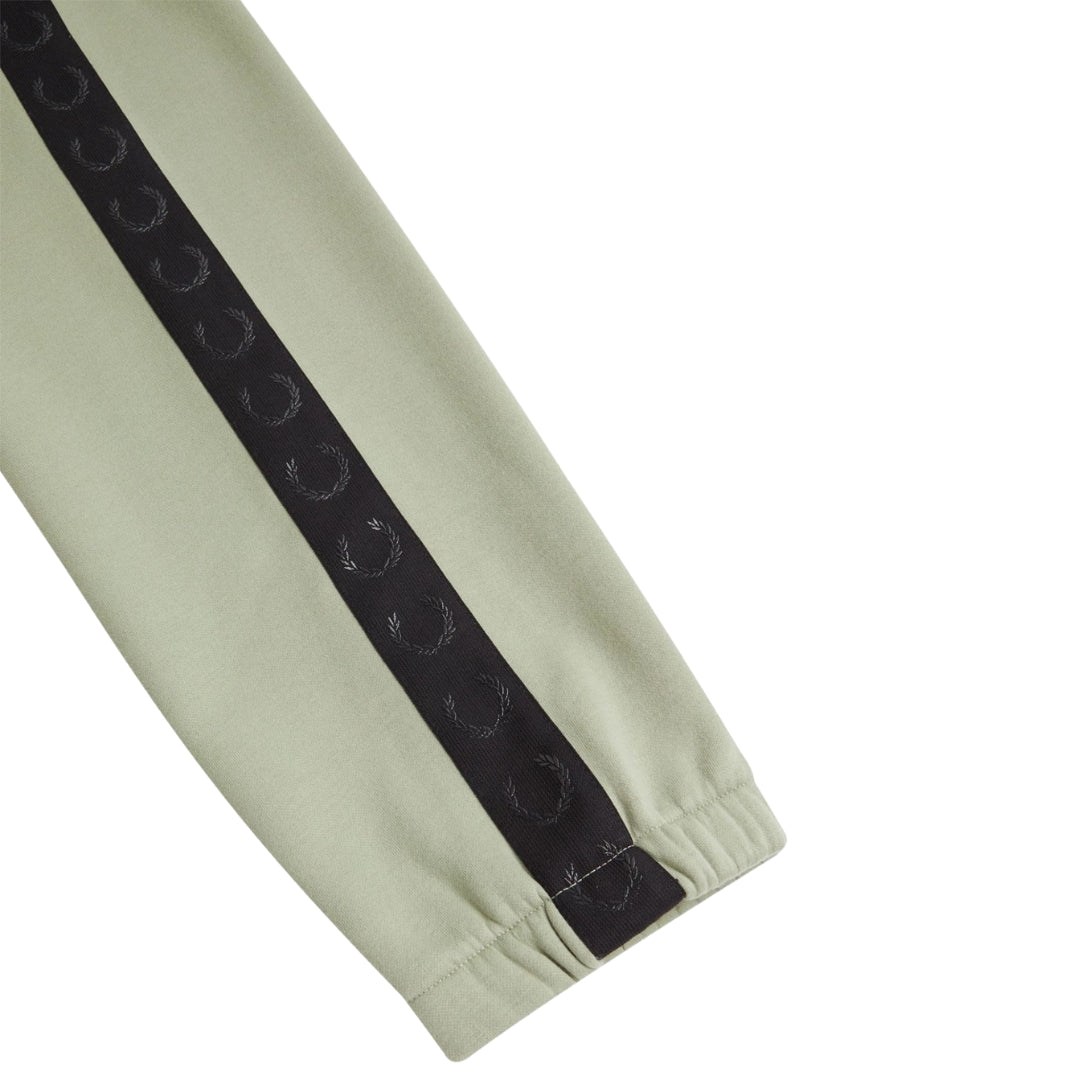 FRED PERRY T5513 M37 SEAGRASS (Green) EMBOSSED LAUREL WREATH TAPED SWEATPANTS M